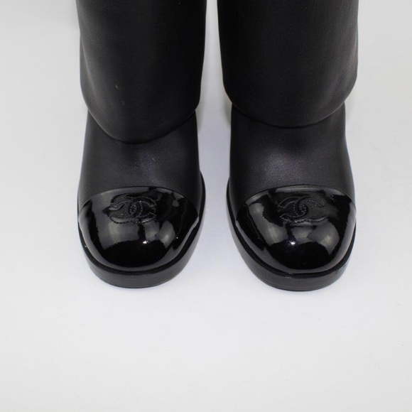CHANEL CALF LEATHER PATENT CAP TOE FOLD OVER BOOTS - Picture 5 of 7